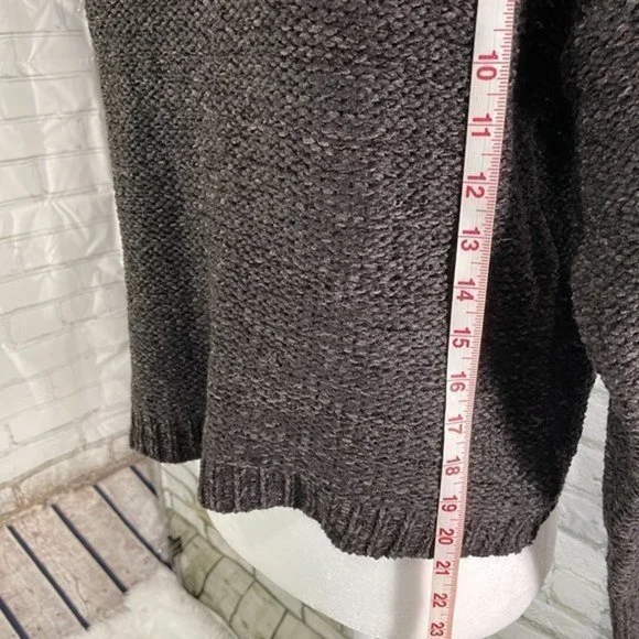 EVELYN TAYLOR Black Mock Neck Sweater Small - Picture 11 of 12